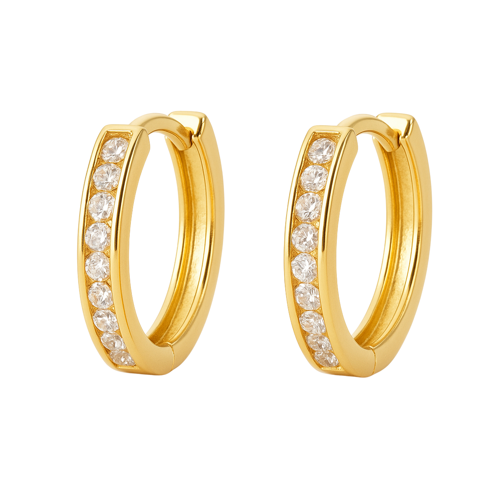 Boucles d’oreilles créoles en plaqué or & zirconium – Élégance intemporelle