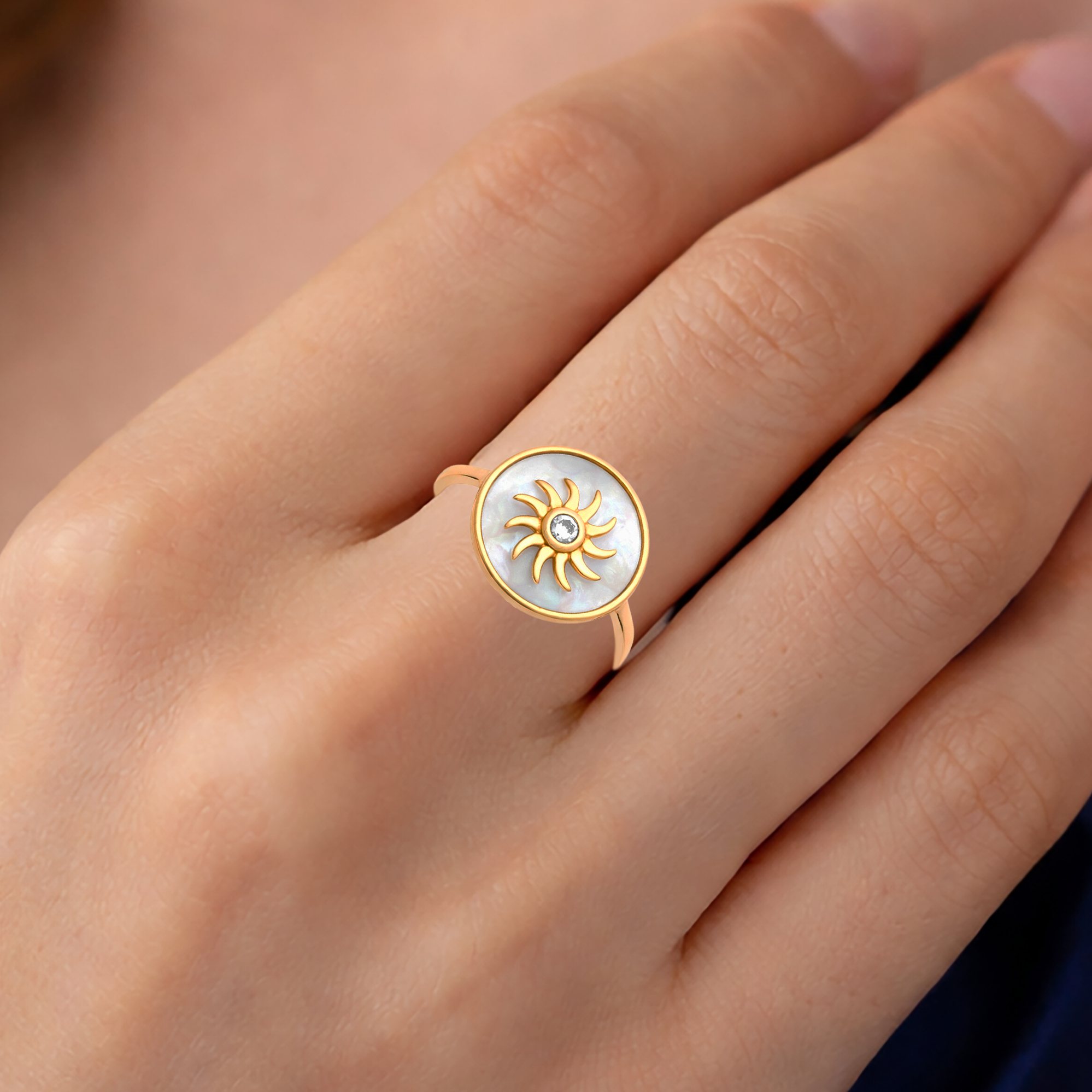 Bague Soleil Nacre & Zirconium – Plaqué Or 18 Carats