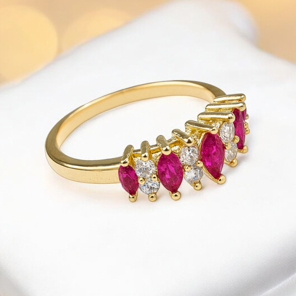 Bague Plaqué Or – Zirconium Blanc & Rose – Design Marquise Élégant